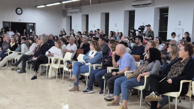 פרויקט הנצחה הלאומי "מנציחים ביחד" - יונתן שמריז מספר את סיפורו של אחיו אלון שמריז ז"ל