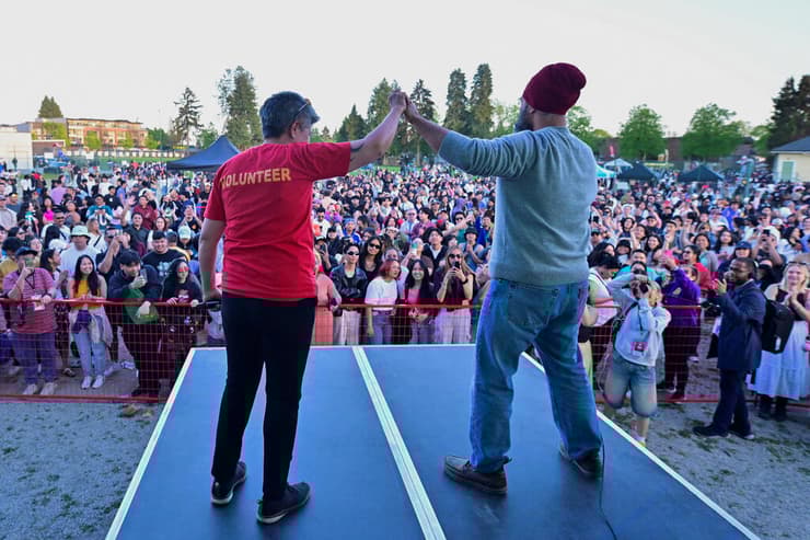 מנהיג מפלגת NDP ב קנדה ג'גמיט סינג ב פסטיבל לאפו לאפו ב ונקובר קנדה 26 באפריל לפני דריסה שהייתה שם