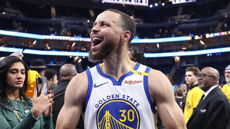 ווינר ענק, מנהיג, צלף חריג. קרי שואו