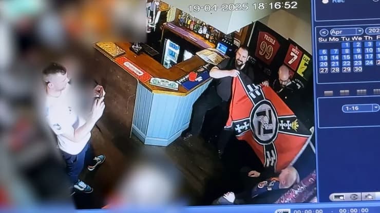 חגיגת יום הולדתו של אדולף היטלר בפאב באולדהאם