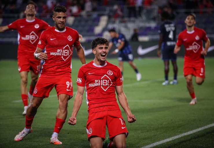 רועי אלקוקין חוגג 