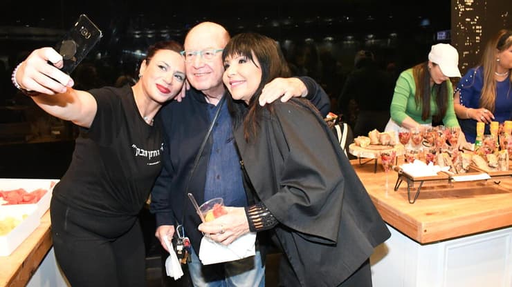 ניצה שאול וטוביה צפיר באירוע ציון 50 שנה ל"חגיגה בסנוקר"