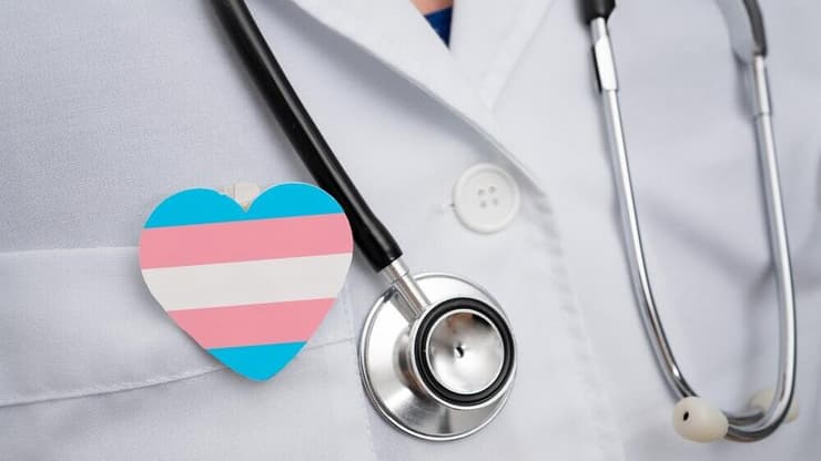 רפואת טרנסג'נדרים
