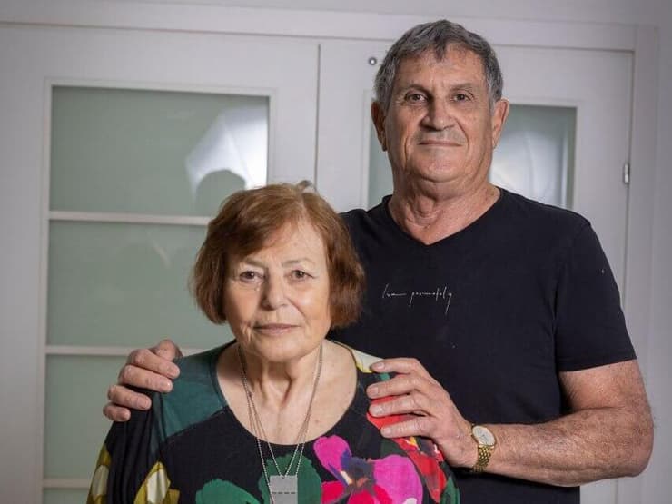 יורם ודליה נאמן, סבא וסבתא של נועם שנפלה במוצב נחל עוז