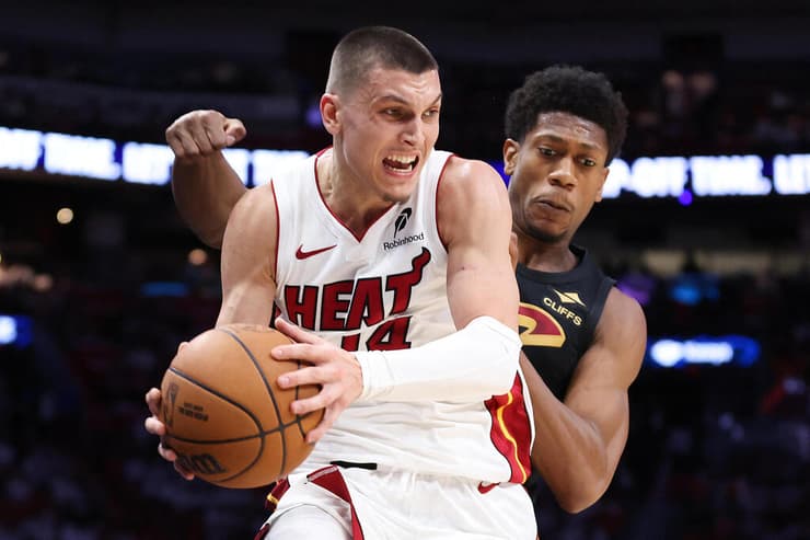 ירצה לשכוח את הסדרה הזו. הירו נשמר (צילום: Megan Briggs / GETTY IMAGES NORTH AMERICA / AFP) הירו