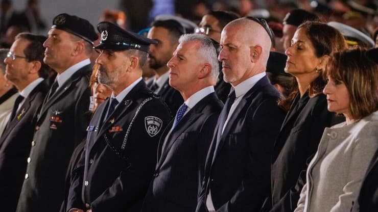 טקס הדלקת נר זיכרון ממלכתי ברחבת הכותל המערבי