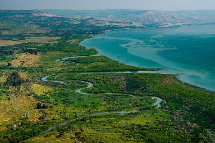 שפך נהר הירדן לכנרת