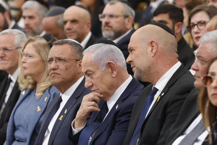 טקס זיכרון לחללי מערכות ישראל בבית יד לבנים