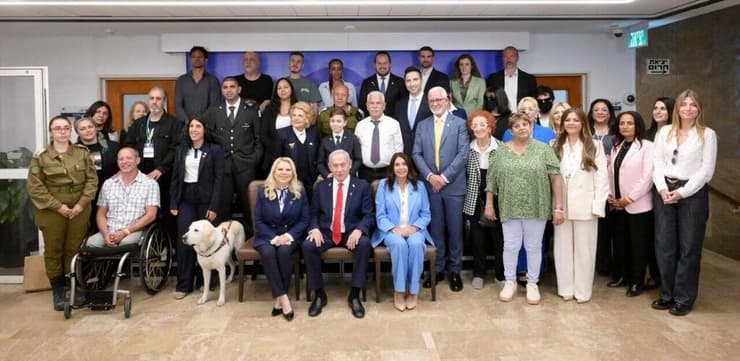 ראש הממשלה נתניהו במפגש עם משיאי המשואות ביום העצמאות ה-77