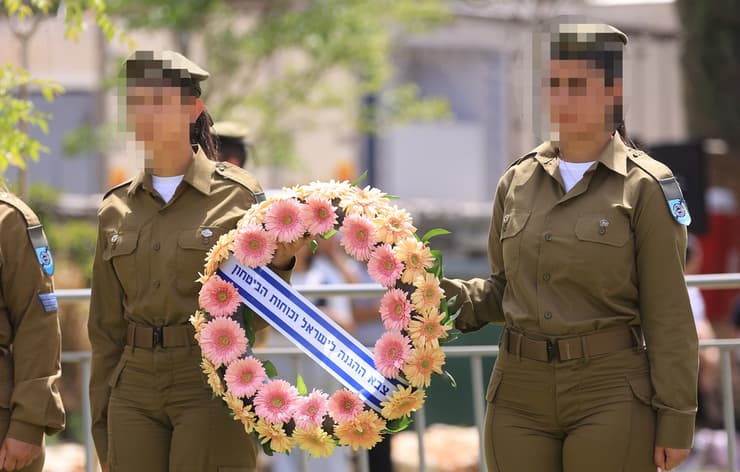 טקס יום הזיכרון בבית העלמין הצבאי בעפולה