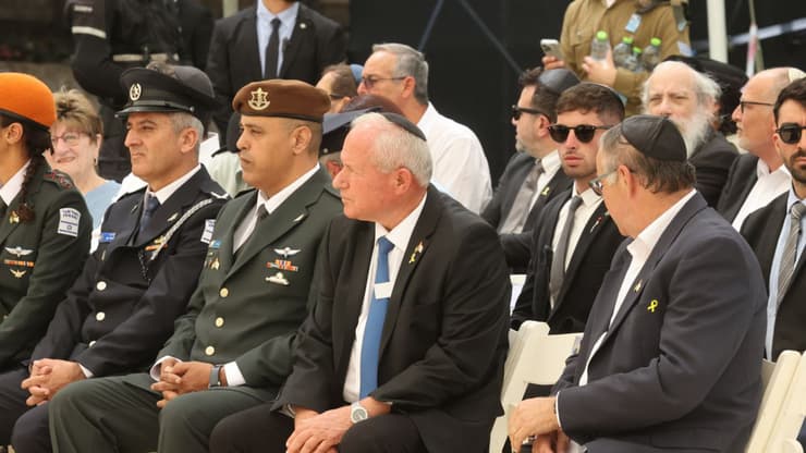 טקס יום הזיכרון בבית העלמין קריית שאול