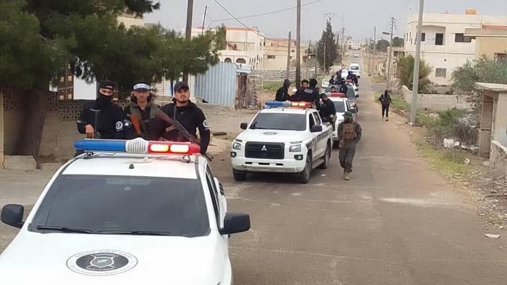 פריסה של כוחות סוריים שמאבטחים את אזור א-סווידא