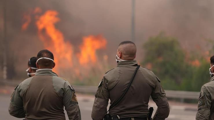 שוטרי מג״ב מתחנת מטה יהודה פועלים להסברה ואכיפת הדלקות מנגלים בגזרה