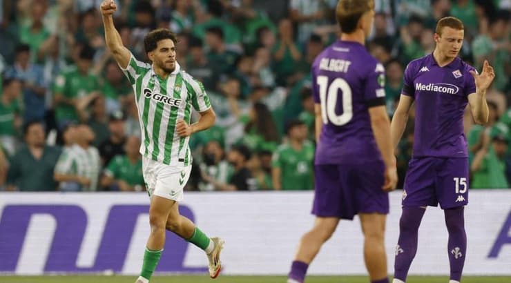 עבדה אזלזולי חוגג (רויטרס) עבדה אזלזולי חוגג