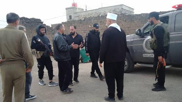 פריסה של כוחות סוריים שמאבטחים את אזור א-סווידא