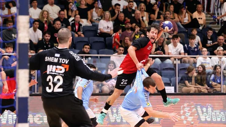 הפועל ראשון לציון נגד רמת השרון