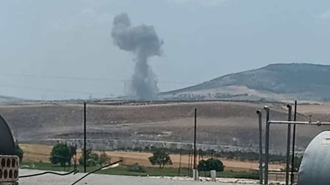 דיווח באל-מיאדין ובתקשורת הסורית על תקיפות ישראליות חדשות באזור חמה בסוריה