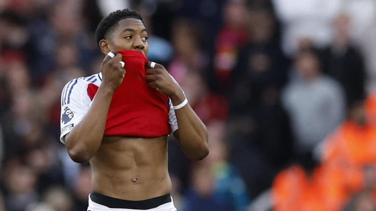 מיילס לואיס-סקלי (צילום: Reuters/Peter Cziborra) מיילס לואיס-סקלי מואכזב