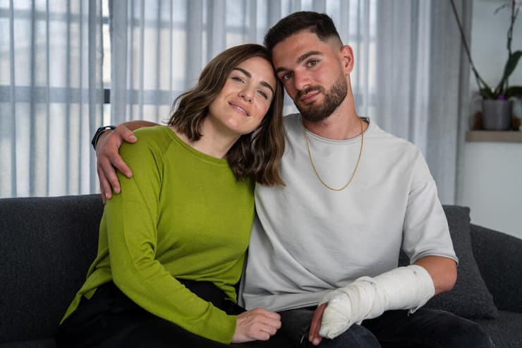 ינון טייב ואמו שרה