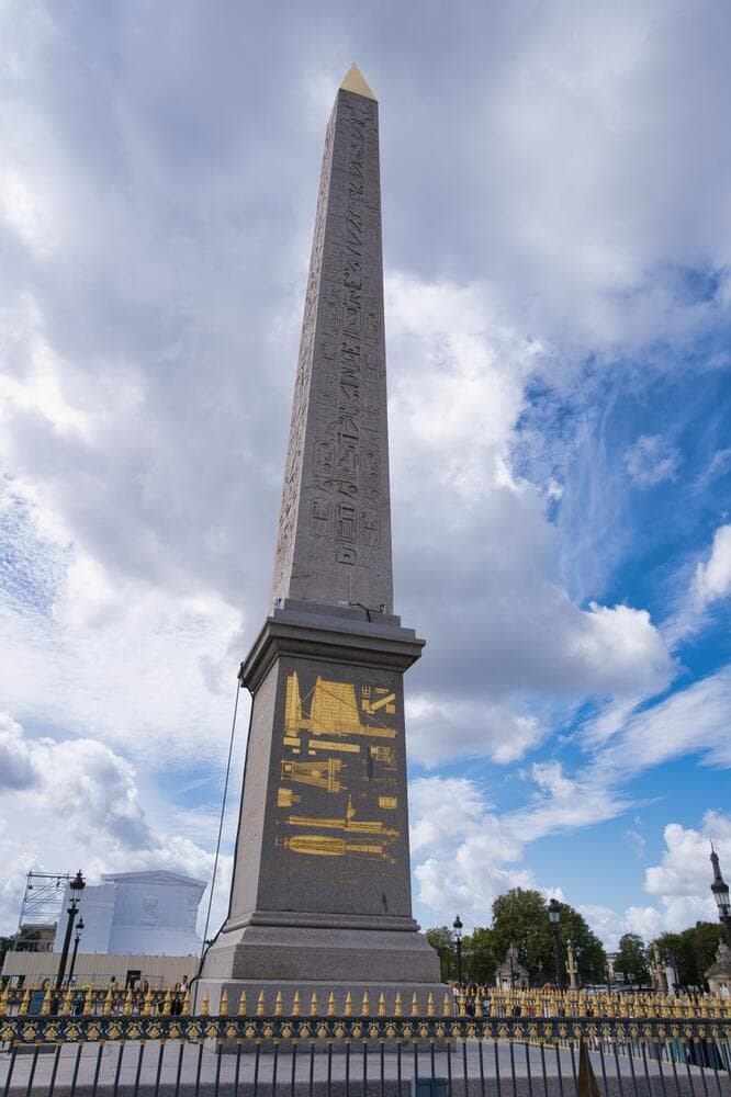 אובליסק לוקסור בפריז