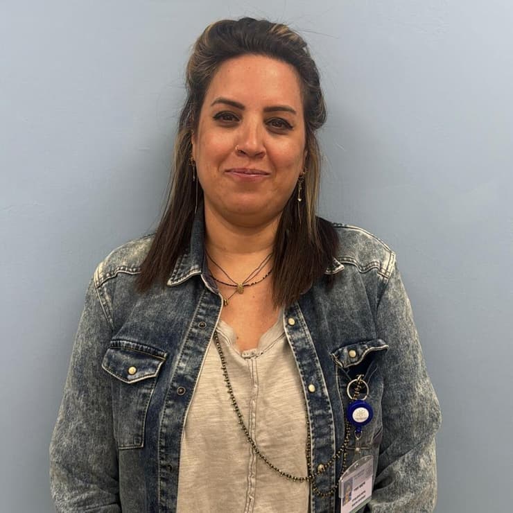 סמדר אוקמפו