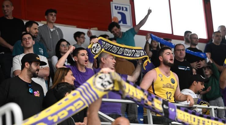 קהל הפועל חולון