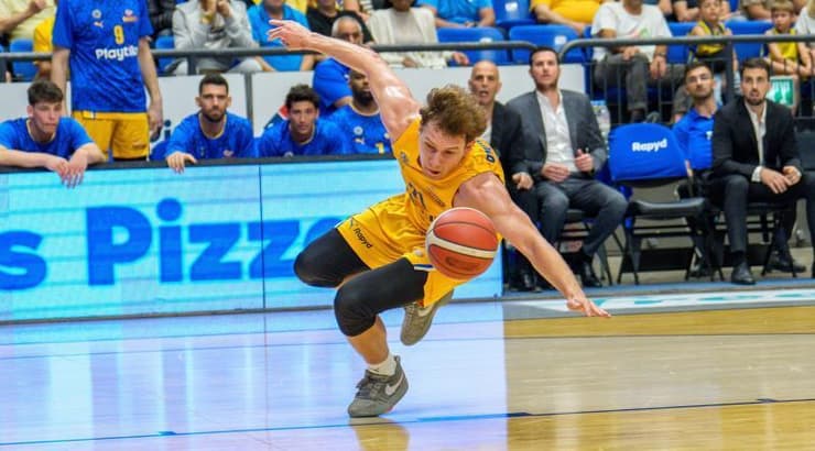 רוקאס יוקובאיטיס