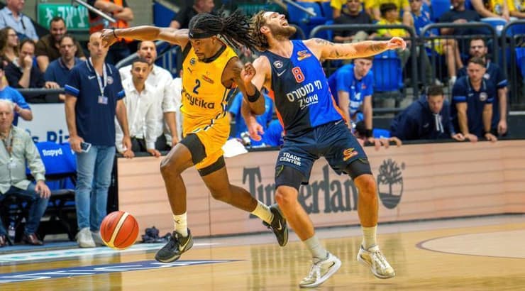 ג'ימי קלארק וצוף בן שמה