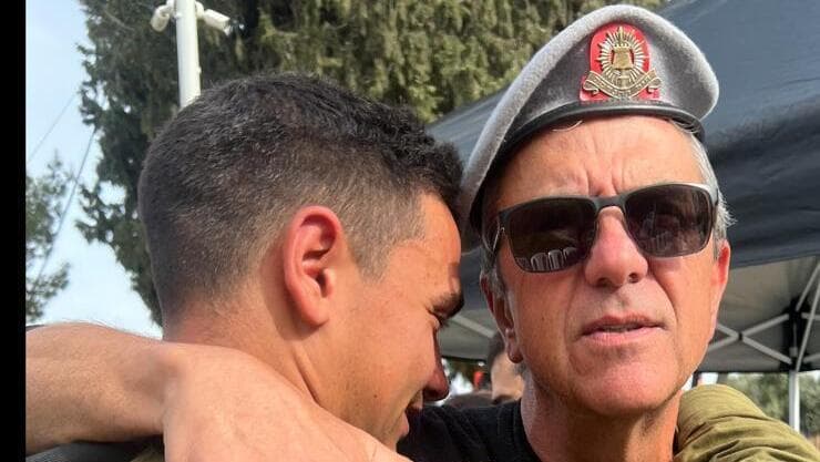 סמ"ר יהלי שרור ז"ל עם אביו אופיר