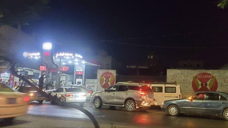 תורים לתחנות דלק בתימן, בצל התקיפות של ארה"ב וישראל