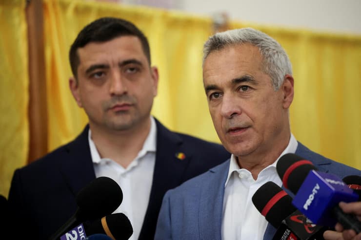 גורג' סימיון מועמד הימין הקיצוני לצד קלין ג'ורג'סקו בהצבעה ב בחירות לנשיאות רומניה