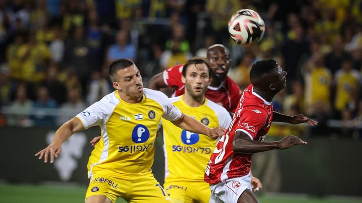 משחק העונה הסתיים בחלוקת נקודות (צילום: עוז מועלם) משחק העונה הסתיים בחלוקת נקודות