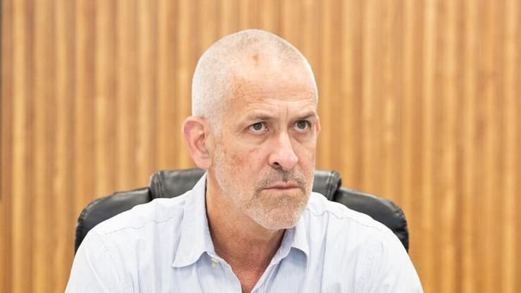 "חשש שהדרג הממונה יטיל על השירות משימות שנועדו לממש מטרות פוליטיות". בר (צילום: דובר צה״ל) הרמטכ״ל וראש השב״כ מאשרים תוכניות למבצע ״מרכבות גדעון"
