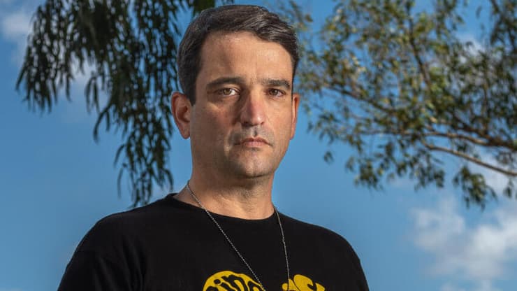 אמיר כוכבי, ראש העיר הוד השרון. "כשהמדינה מעלימה עין, רק דברים לא טובים יכולים לקרות" (צילום: יובל חן) אמיר כוכבי, ראש העיר הוד השרון. "כשהמדינה מעלימה עין, רק דברים לא טובים יכולים לקרות"