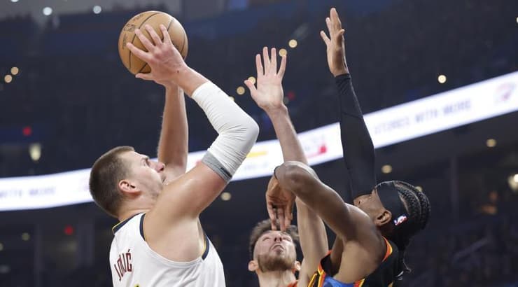 שיי גילג'ס אלכסנדר מול ניקולה יוקיץ'