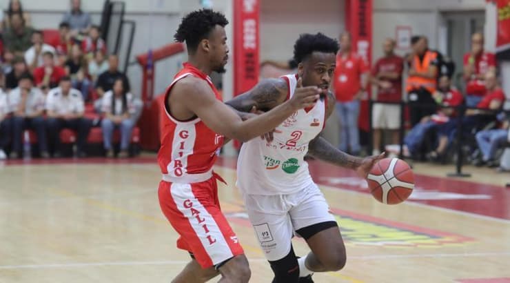 אנטוניו בלייקני (עמרי שטיין) אנטוניו בלייקני