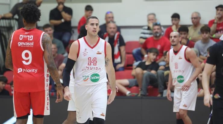 עוז בלייזר (עמרי שטיין) עוז בלייזר