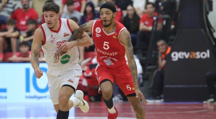 ישמעאל אל אמין רץ (עמרי שטיין) ישמעאל אל אמין רץ