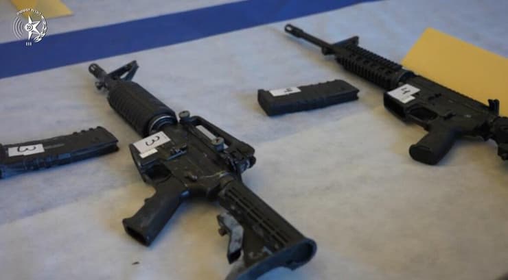 אמצעי לחימה שנתפסו אצל 10 חשודים בעבירות סחר בכלי נשק במחוז ירושלים