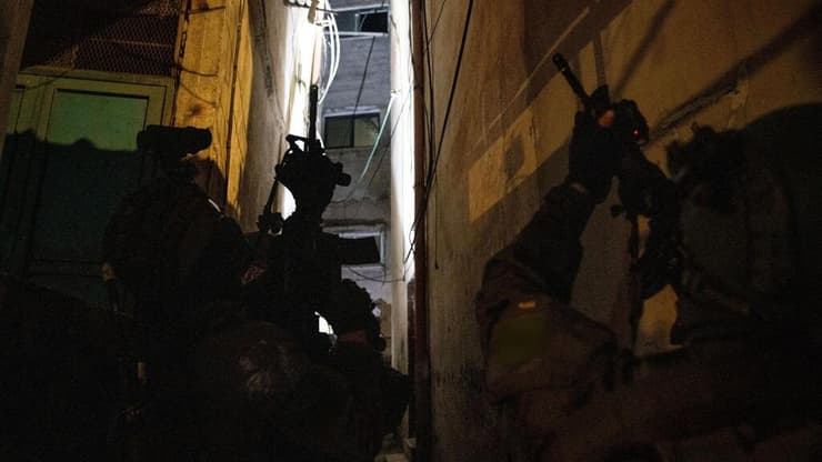 לוחמי צה"ל בשומרון. "מה שהמנגנונים הפלסטיניים עשו בחודש וחצי - עשינו ביממה" (צילום: דובר צה"ל) פעילות הכוחות בחודשים האחרונים