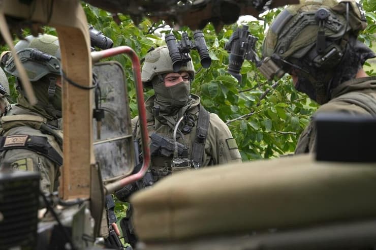 צילם אפי שריר יואב קרן בסוריה בקו המוצבים החדש שעובר ליד הכפר ג'ובתא אל חשב, פעילות מבצעית פלוגה של גולני מגדוד 13