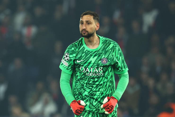 שוער פריז סן ז'רמן ג'אנלואיג'י דונארומה