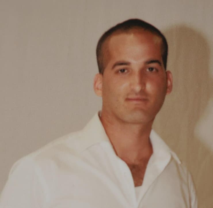 "השוטרים דפקו בדלת, האישה בשמירת היריון קמה בבהלה". שאול אבטה (צילום רפרודוקציה: שאול גולן) שאול אבטה