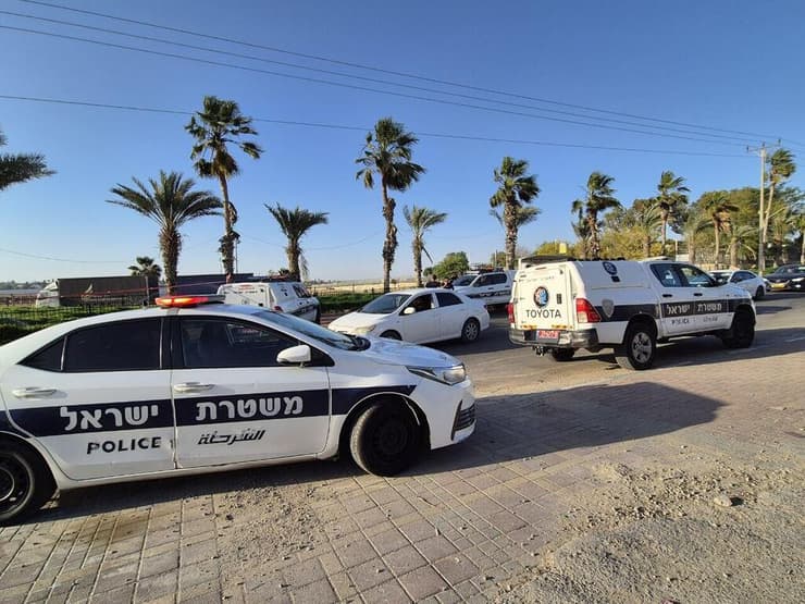 ניידות משטרה בנגב, ארכיון זירת הירי בנגב סמוך לתחנת הדלק ביישוב תל שבע