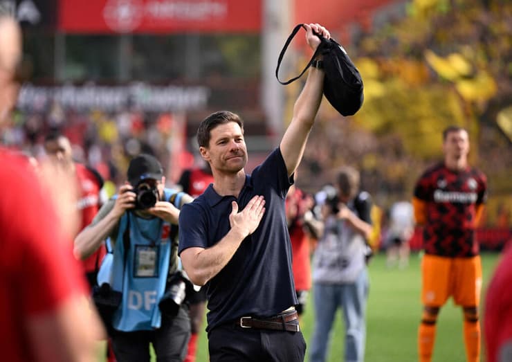 צ'אבי אלונסו מודה לקהל