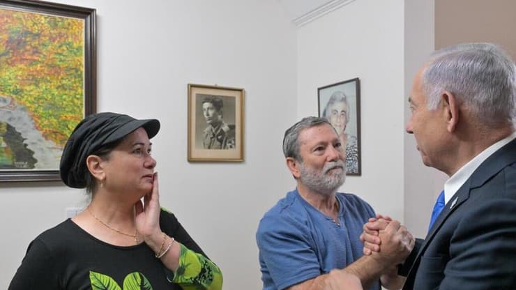 ראש הממשלה נתניהו מעדכן את משפחת פלדמן על השבת גופתו של רס״ל צבי פלדמן