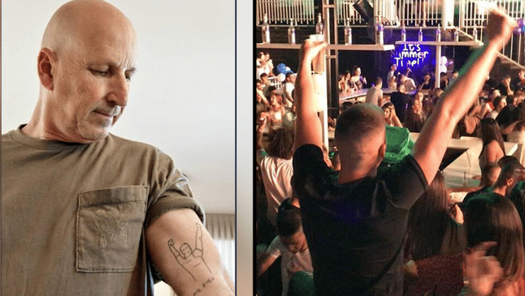 איתי ז"ל (מימין) ואבי (משמאל) עם הקעקוע בדמותו       