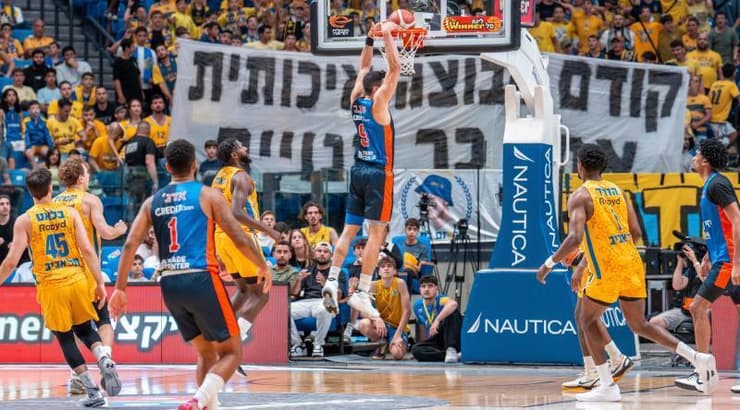 איתי שגב מטביע (רועי כפיר) איתי שגב מטביע