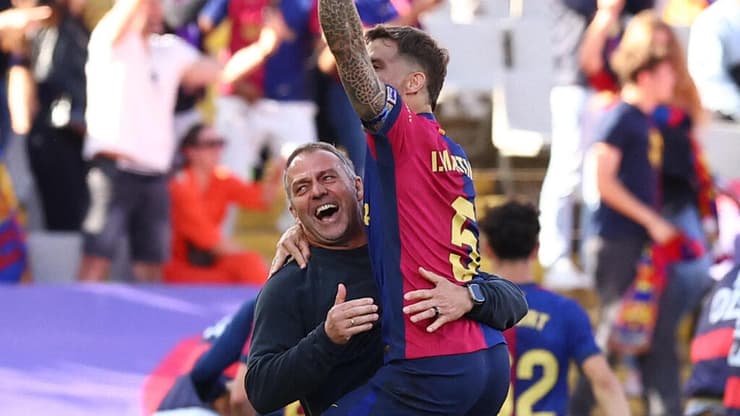 האנזי פליק חוגג עם איניגו מרטינס 