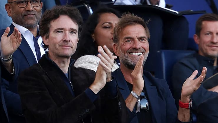 אנטואן ארנו (משמאל) לצד קלופ